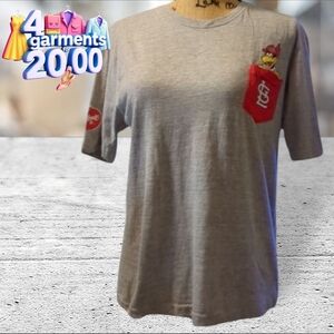 St Louis Cardinals T-shirt size YXL unisex